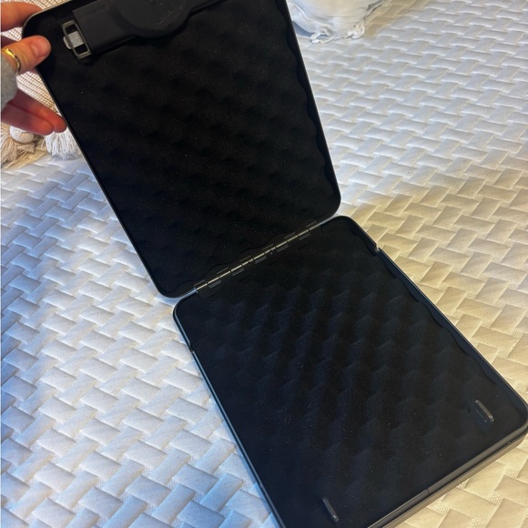 Black Secure Lock Box - Picture 2 of 6